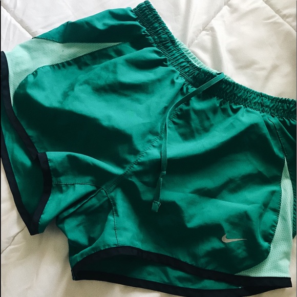 Nike Pants - NIKE SHORTS